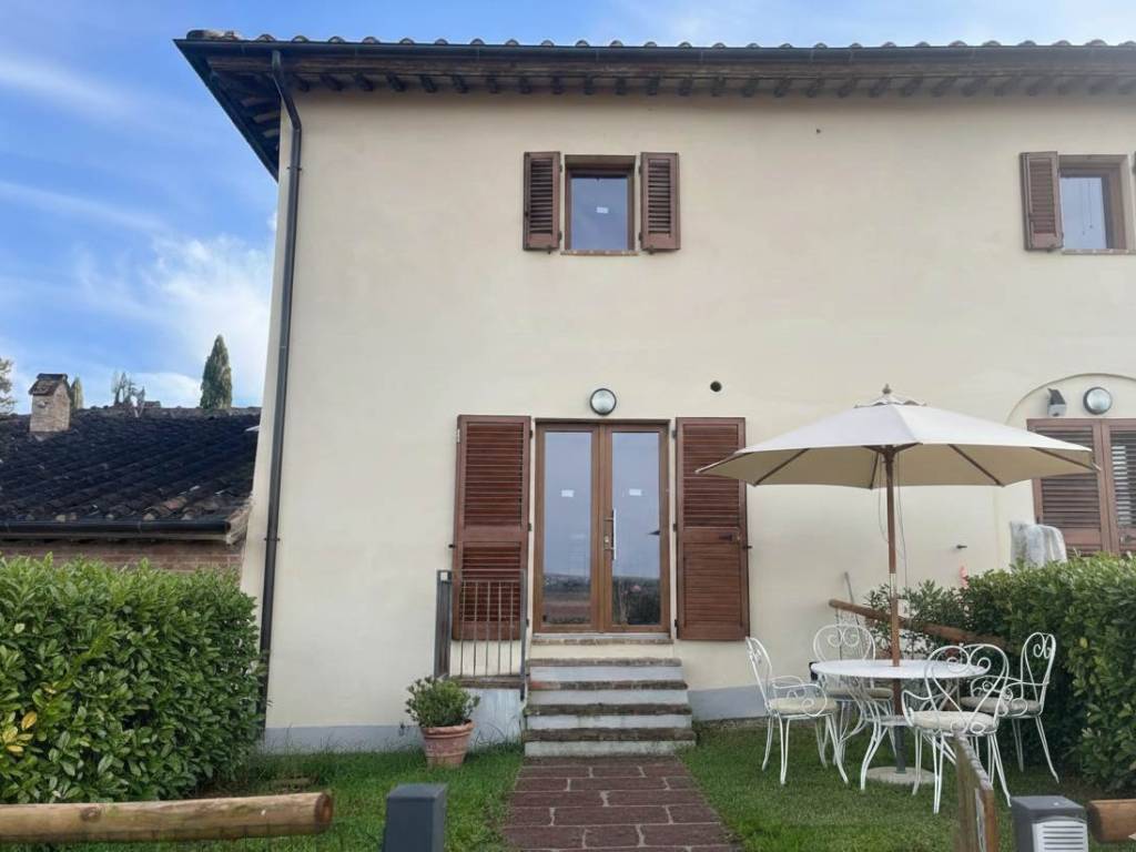 appartamento in vendita a Siena in zona Isola d'Arbia