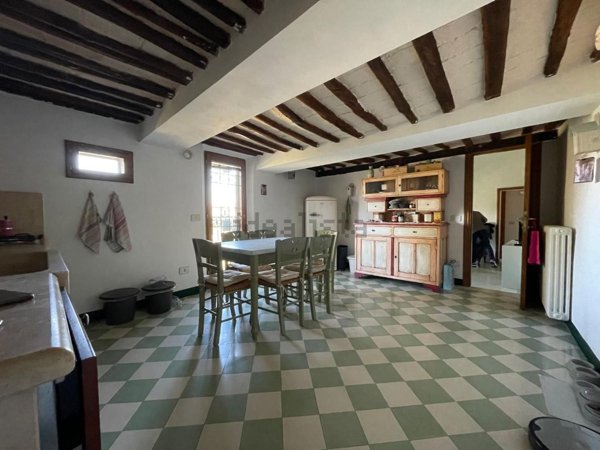 appartamento in vendita a Siena in zona Costafabbri