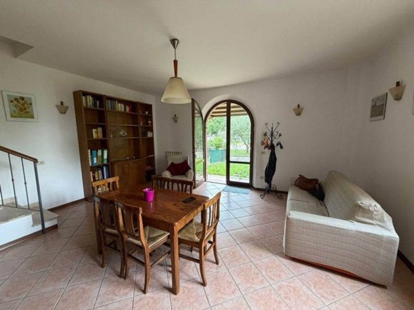 casa indipendente in vendita a Siena