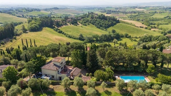 casa indipendente in vendita a Siena in zona Peruzzo
