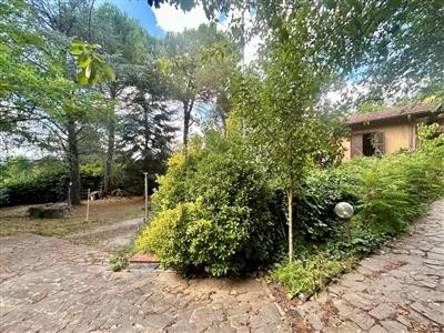 casa indipendente in vendita a Siena in zona Centro Città