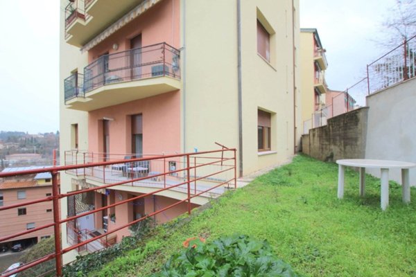 appartamento in vendita a Siena in zona Le Scotte