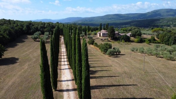 casa indipendente in vendita a Siena in zona Centro Città