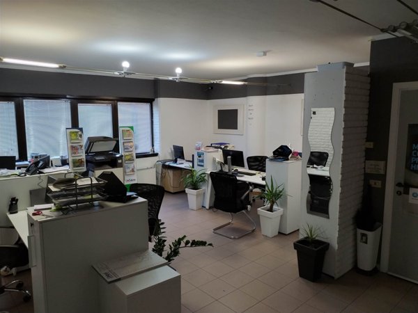 ufficio in vendita a Siena in zona Cerchiaia