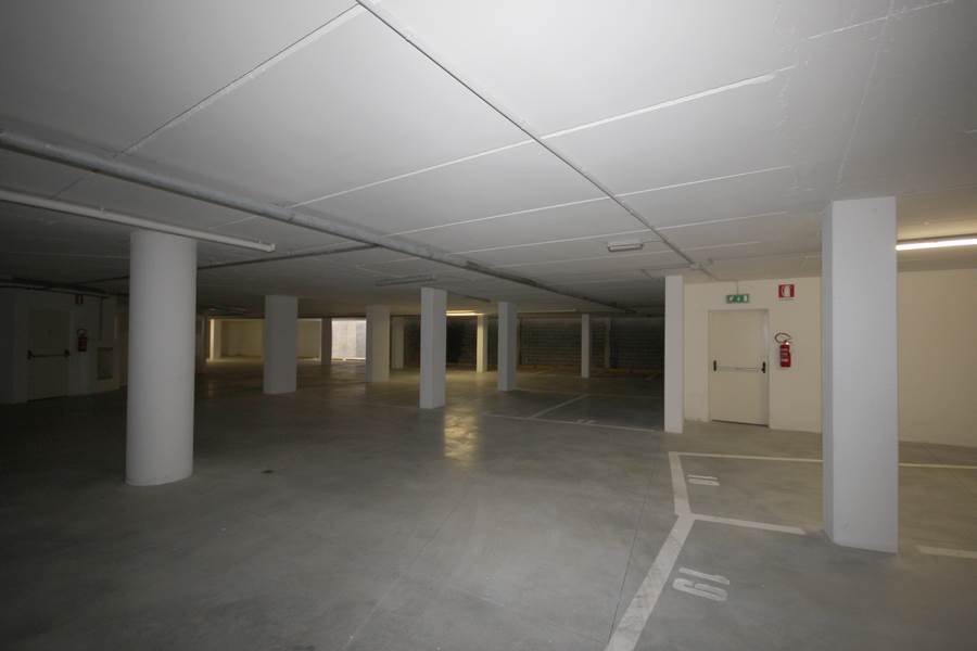 box auto in vendita a Siena in zona Centro Città