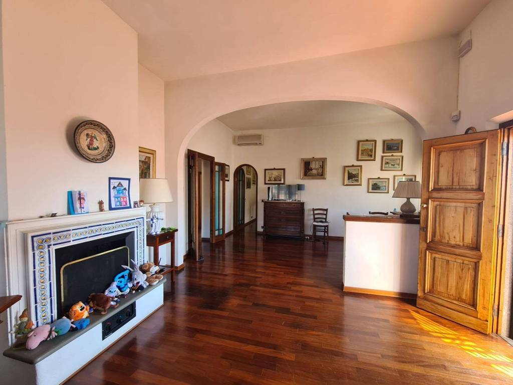 casa indipendente in vendita a Siena in zona Valli