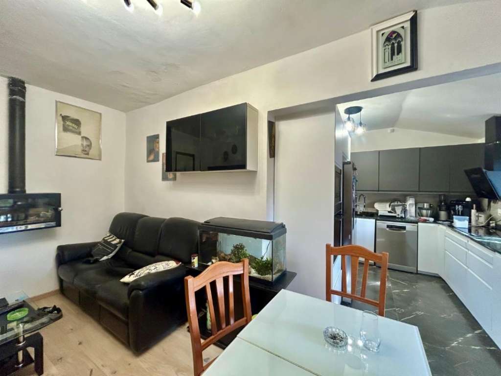 appartamento in vendita a Siena in zona San'Andrea a Montecchio