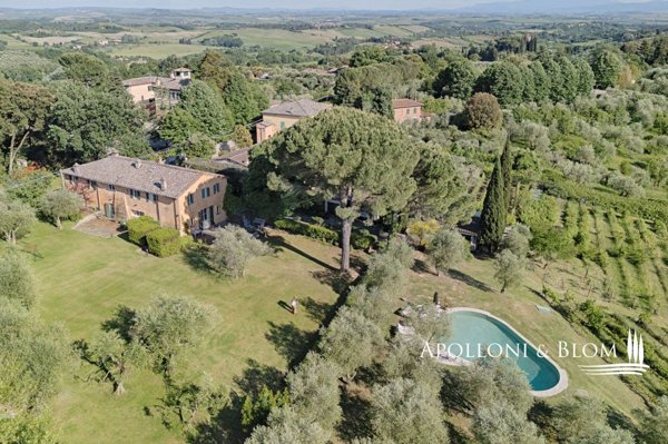 casa indipendente in vendita a Siena in zona Centro Città