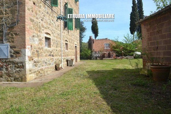 casa indipendente in vendita a Sinalunga in zona Rigomagno