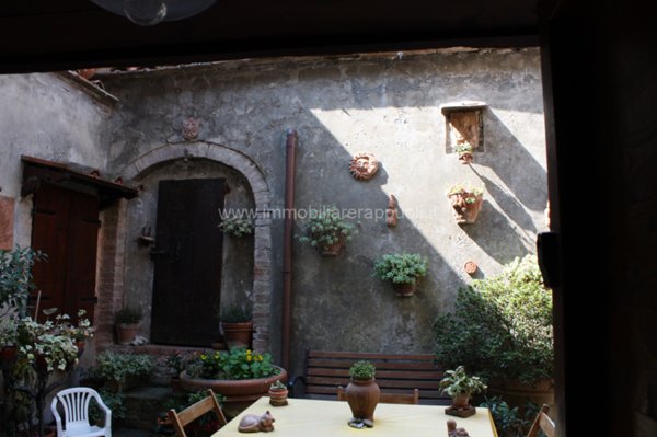 appartamento in vendita a Sinalunga in zona Bettolle
