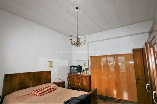 casa indipendente in vendita a Sinalunga