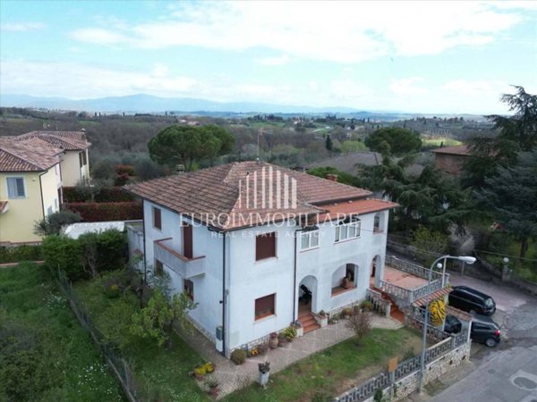 casa indipendente in vendita a Sinalunga in zona Guazzino
