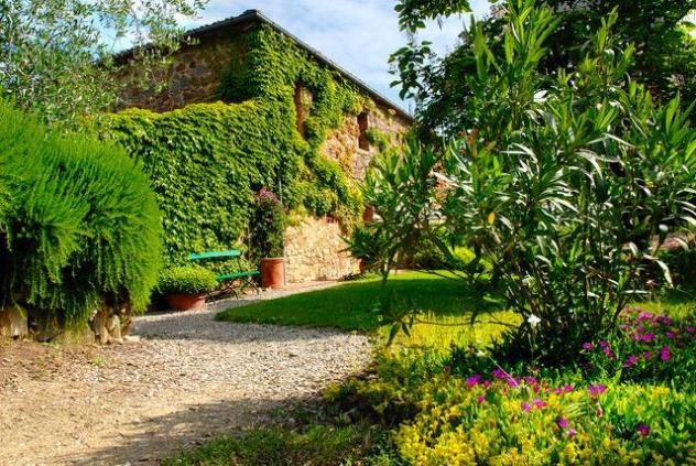 casa indipendente in vendita a Sinalunga