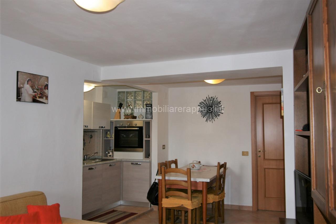 appartamento in vendita a Sinalunga in zona Scrofiano
