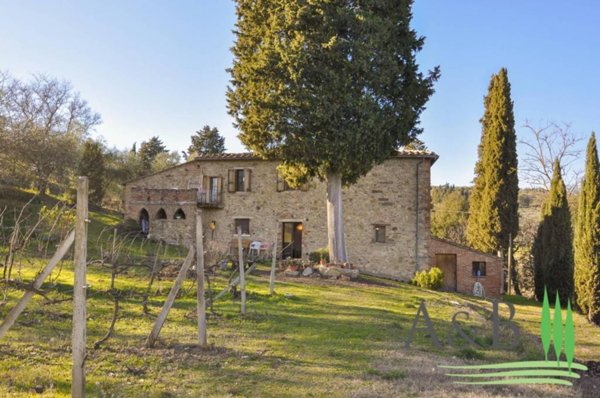 casa indipendente in vendita a Sinalunga