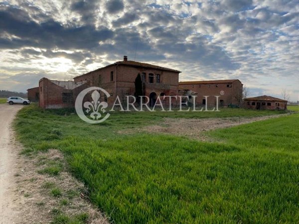 casa indipendente in vendita a Sinalunga