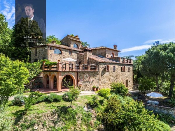 casa indipendente in vendita a Sinalunga