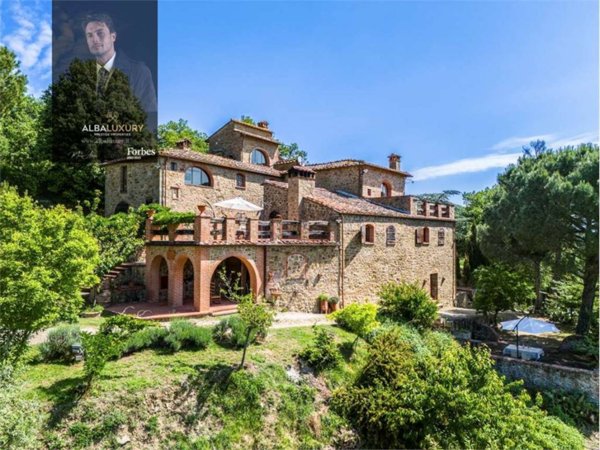casa indipendente in vendita a Sinalunga