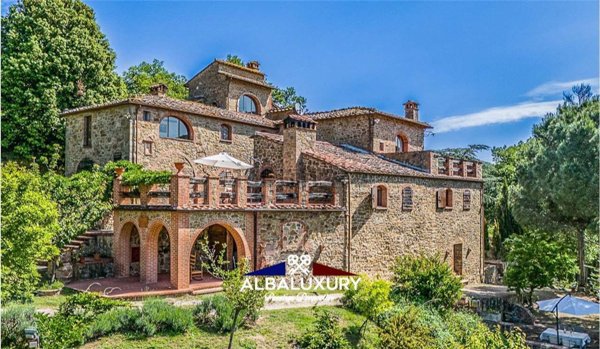 casa indipendente in vendita a Sinalunga
