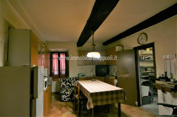 casa indipendente in vendita a Sinalunga