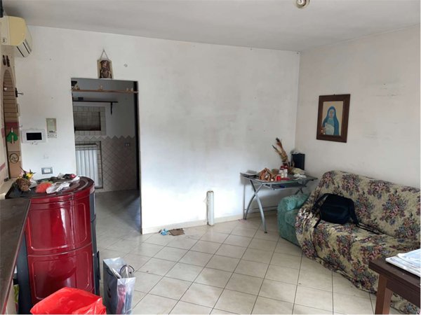 casa indipendente in vendita a Sinalunga