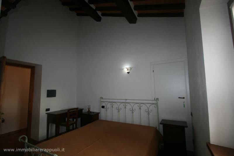 casa indipendente in vendita a Sinalunga