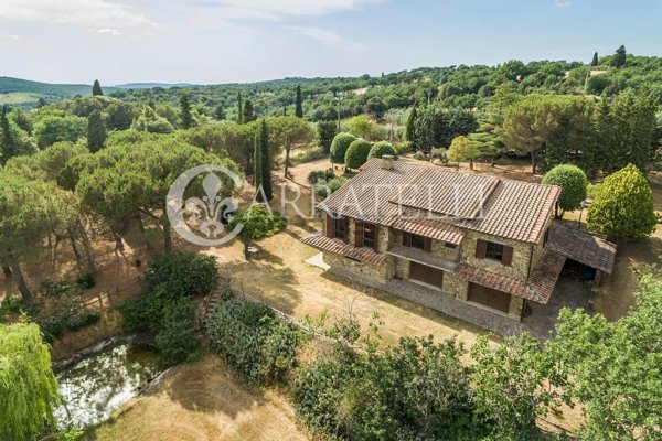 casa indipendente in vendita a Sinalunga