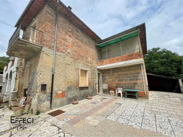 casa indipendente in vendita a Sinalunga