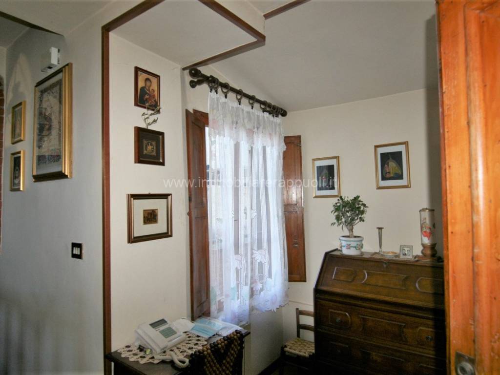 casa indipendente in vendita a Sinalunga in zona Scrofiano