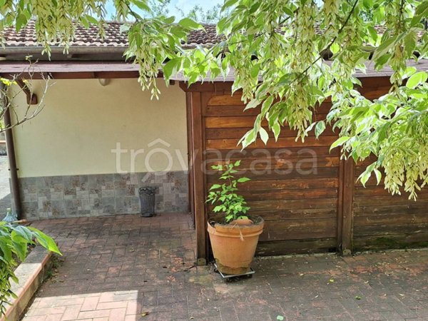 casa indipendente in vendita a Sinalunga