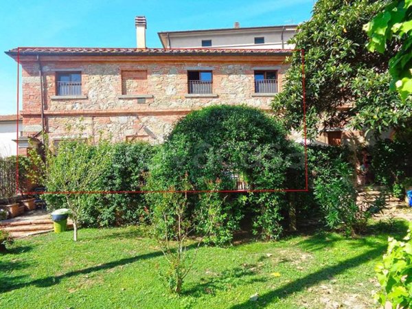 casa indipendente in vendita a Sinalunga