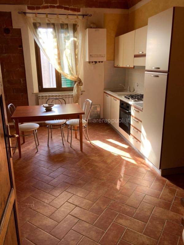 appartamento in vendita a Sinalunga in zona Bettolle