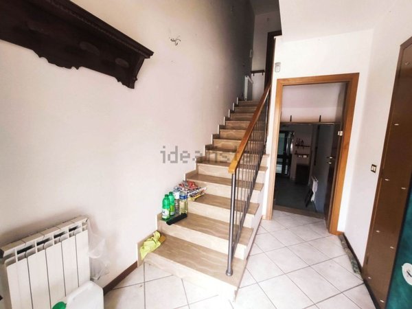 casa indipendente in vendita a Sinalunga