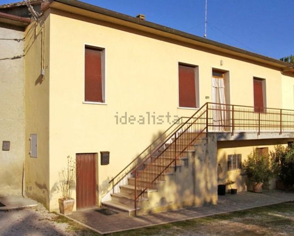 casa indipendente in vendita a Sinalunga