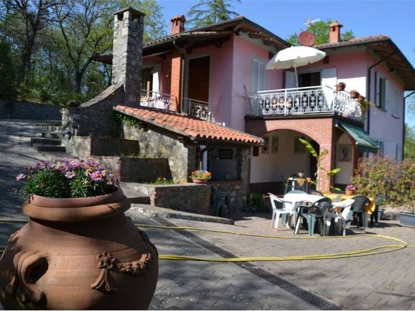 casa indipendente in vendita a Sinalunga