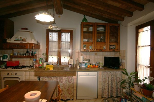 appartamento in vendita a Sinalunga in zona Scrofiano