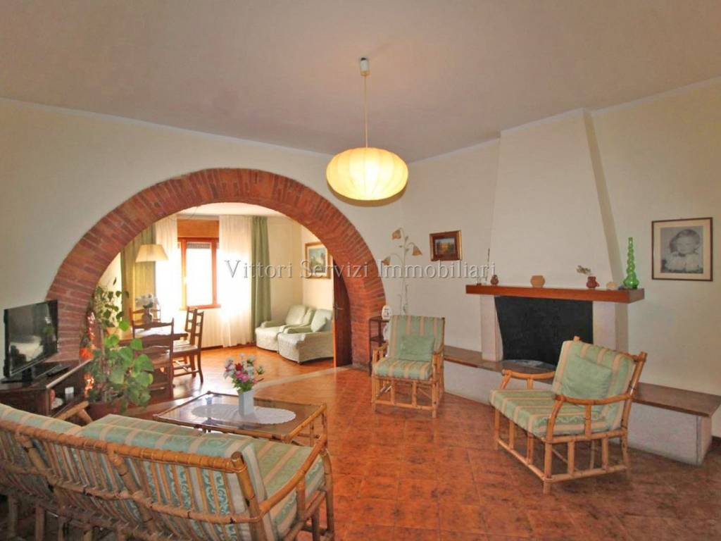 appartamento in vendita a Sinalunga in zona Scrofiano