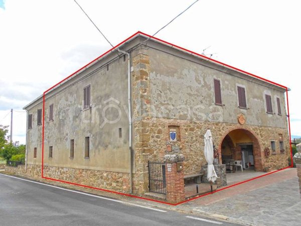 casa indipendente in vendita a Sinalunga