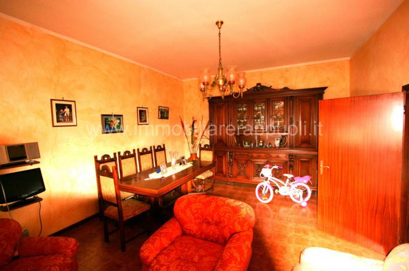casa indipendente in vendita a Sinalunga in zona Bettolle