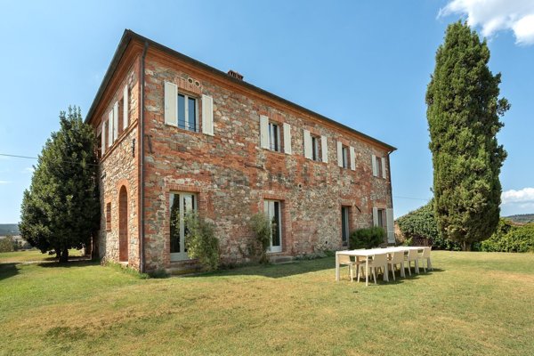 casa indipendente in vendita a Sinalunga