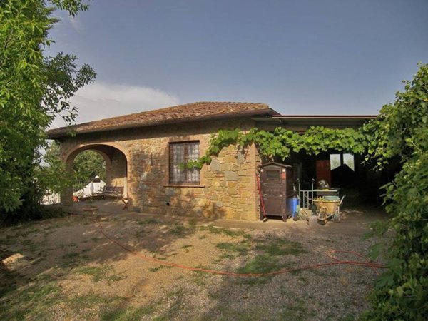 casa indipendente in vendita a Sinalunga