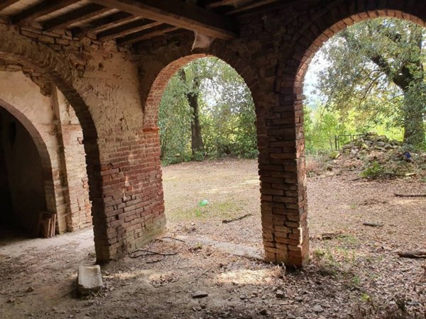 casa indipendente in vendita a Sinalunga