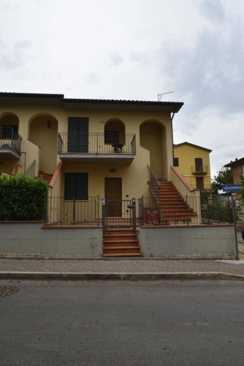 appartamento in vendita a Sinalunga in zona Guazzino
