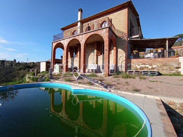 casa indipendente in vendita a Sinalunga in zona Rigomagno
