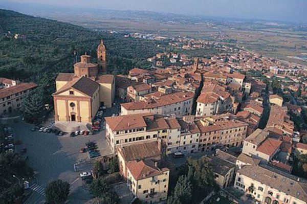 terreno edificabile in vendita a Sinalunga