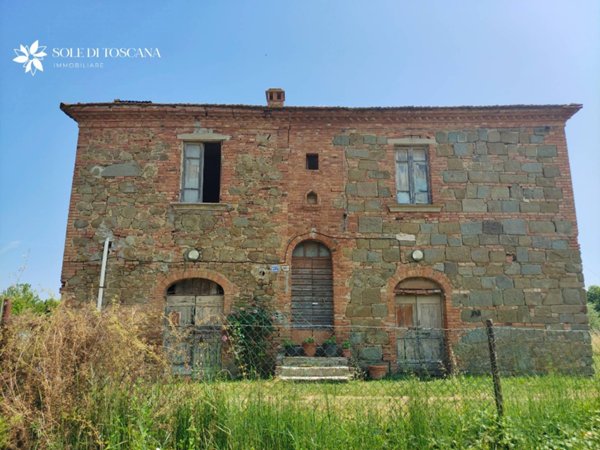 casa indipendente in vendita a Sinalunga in zona Bettolle