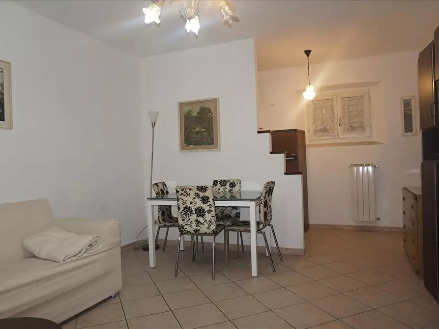 casa indipendente in vendita a Sinalunga