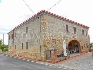 casa indipendente in vendita a Sinalunga