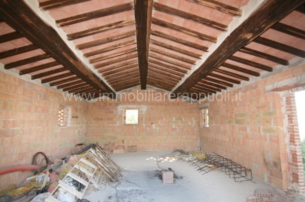 casa indipendente in vendita a Sinalunga