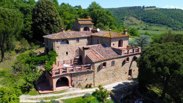 casa indipendente in vendita a Sinalunga in zona Rigomagno